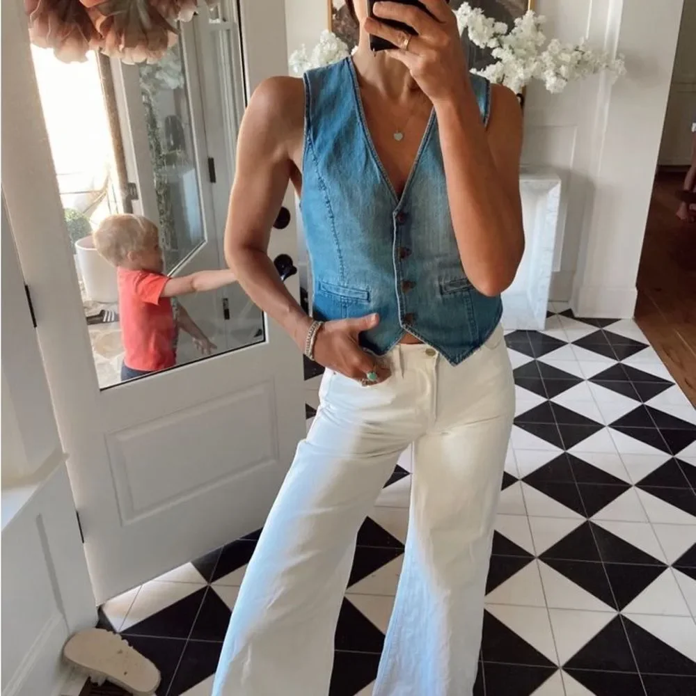 NWT Women's Go- Go Tate Denim Vest - Picture 2 of 8